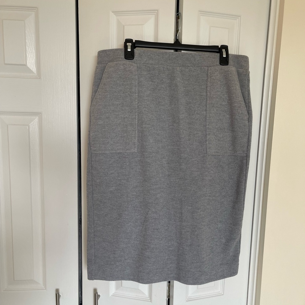 Women's Grey Sweater Pencil Skirt, Elegant Slant Pockets